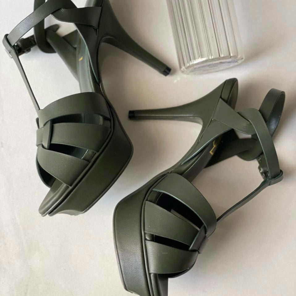 YSL Tribute Platform Shoes in Smooth Leather
