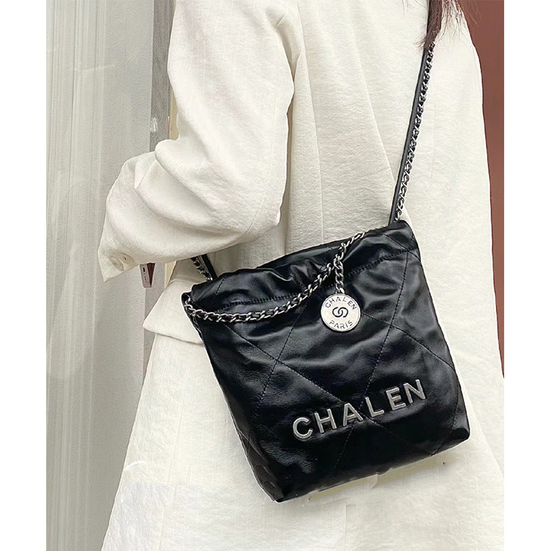 Chanel 22 Handbag