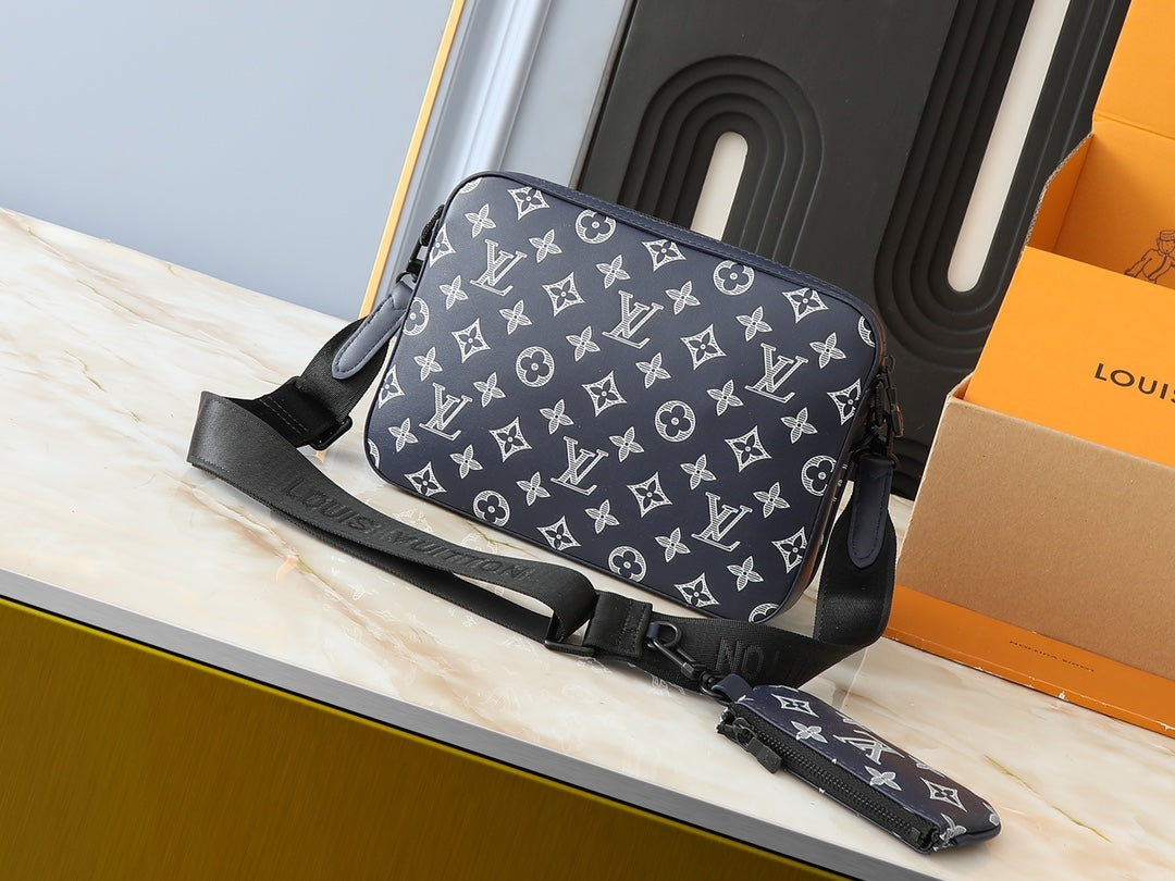 Louis Vuitton Trio Bag