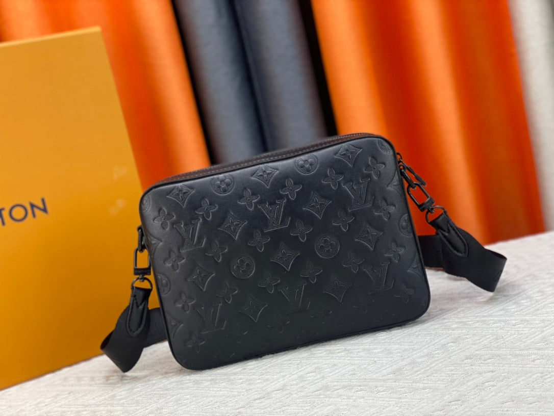Louis Vuitton Trio Bag