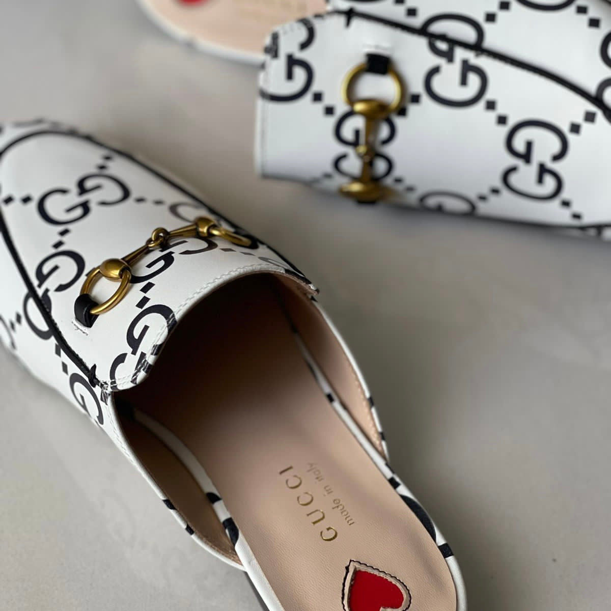 Gucci Leather Horsebit shoes