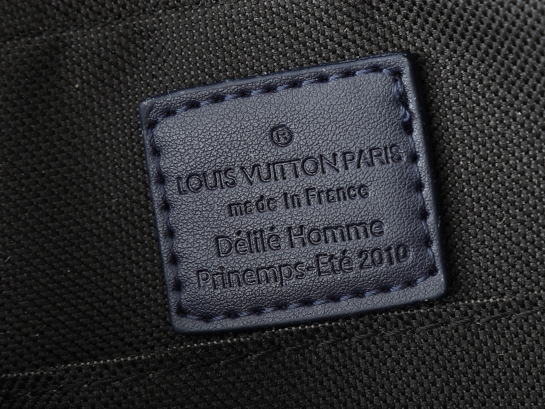 Louis Vuitton Trio Bag