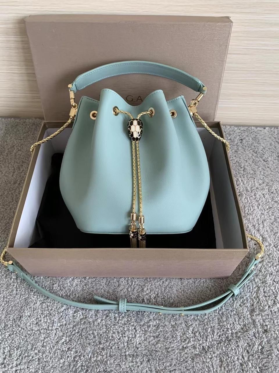 Bvlgari serpenti forever bucket soft leather Shoulder Bag