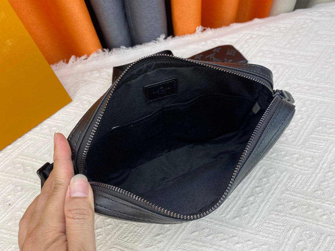 Louis Vuitton Trio Bag
