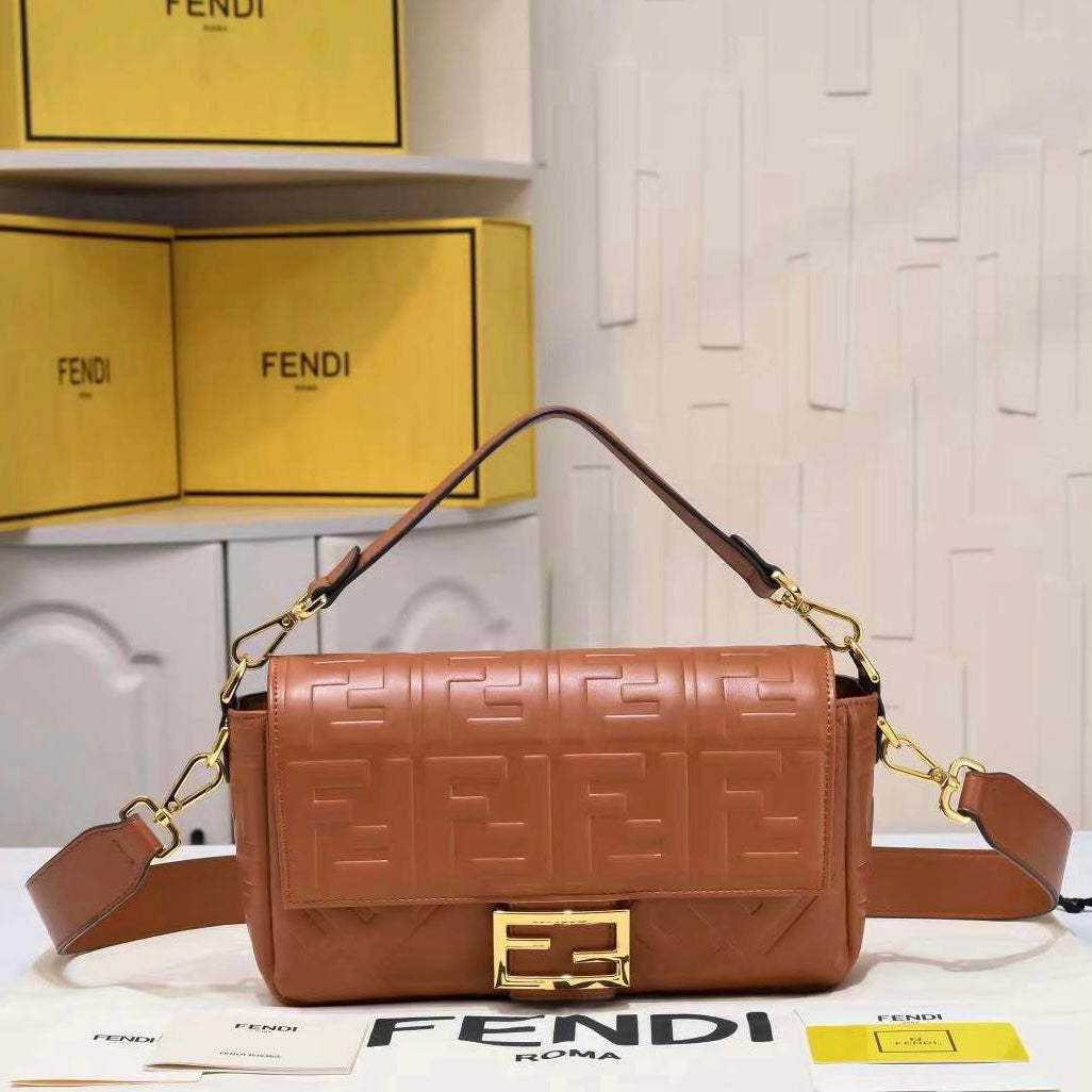 Fendi Baguette continental Bag