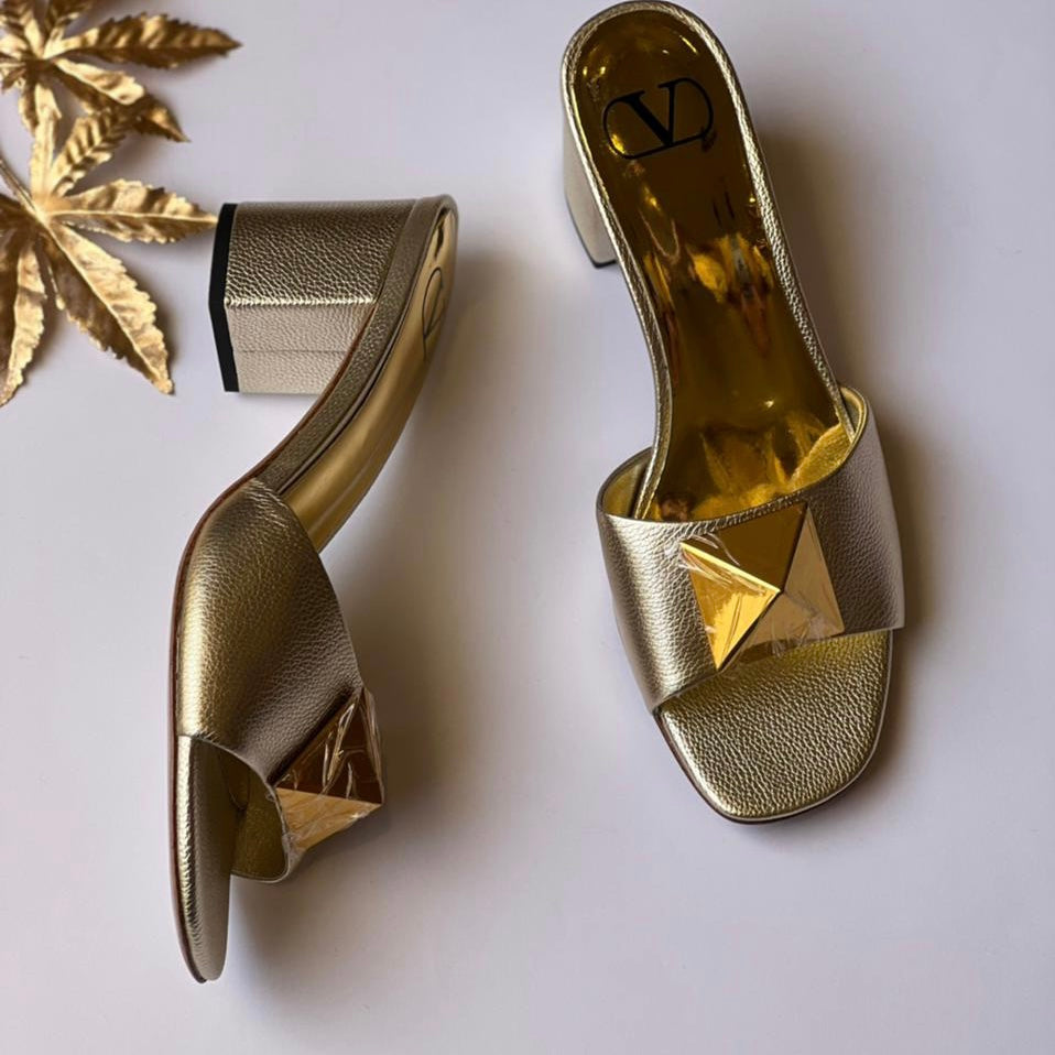 Valentino Garavani Roman Stud Leather Shoes