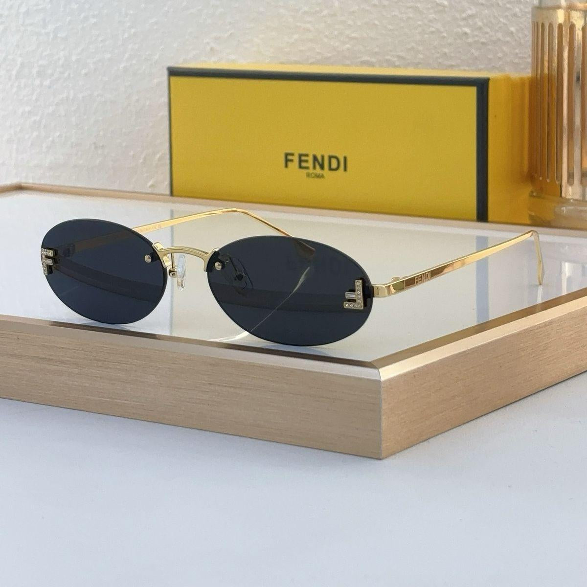 Fendi FE40090U Oval Rimless Sunglasses