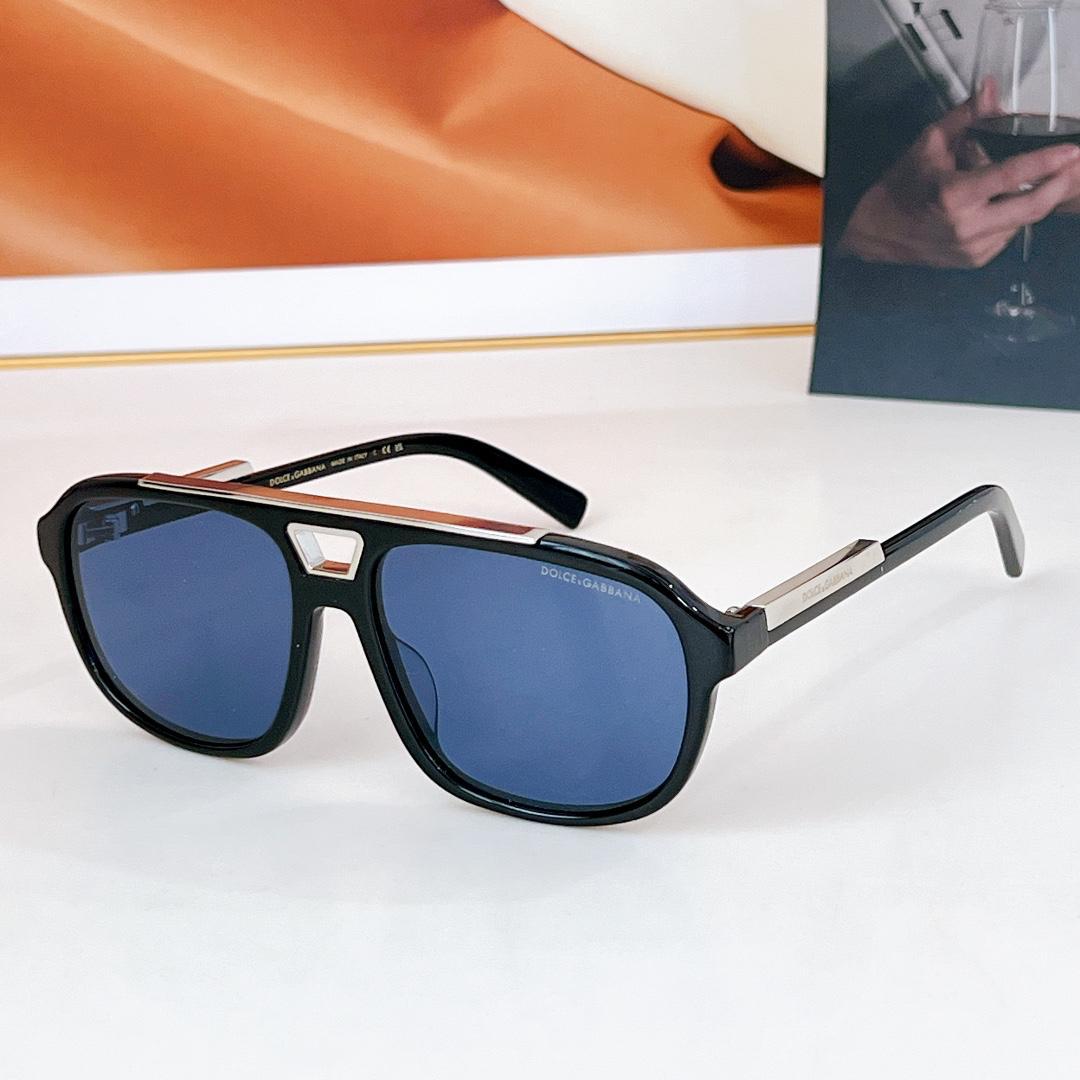 D&G DG4377 Pilot Sunglasses
