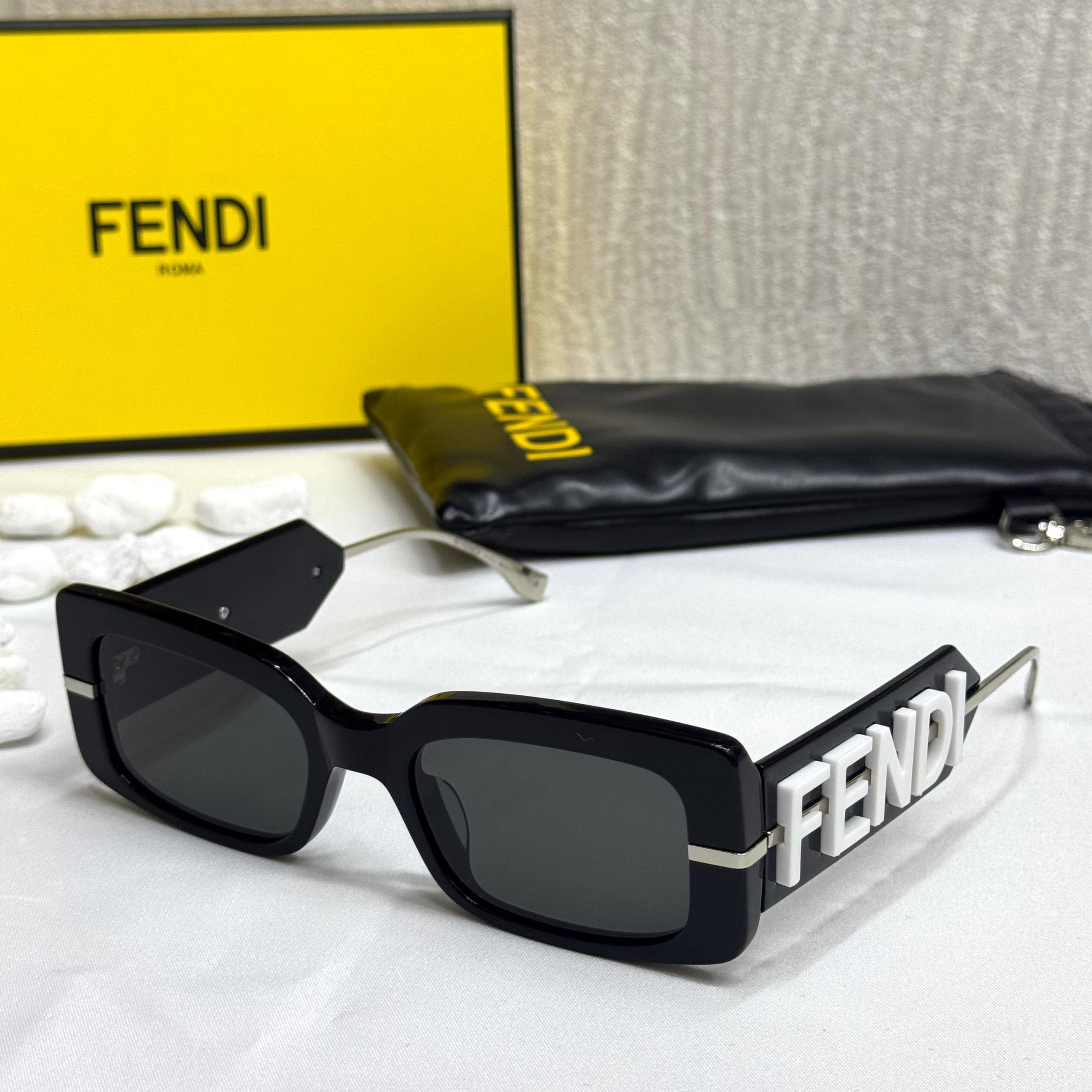 Fendi Fendiroma Cutout Rectangle Sunglasses