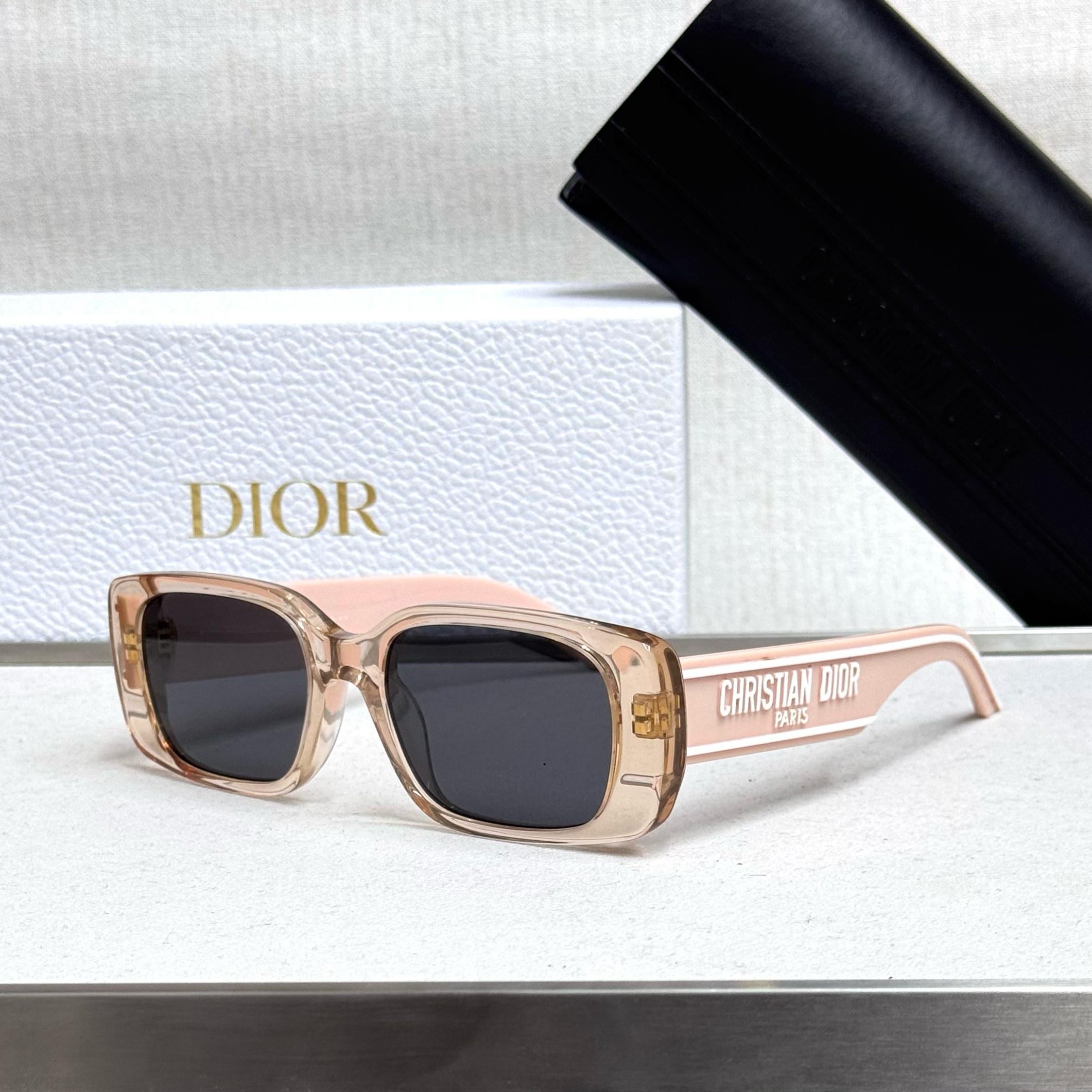 DiorSignature B1U Transparent Frame Sunglasses