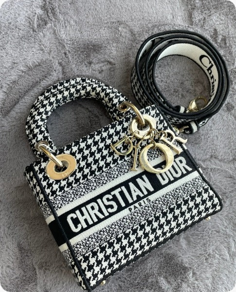 Dior Medium Lady D-Lite Bag