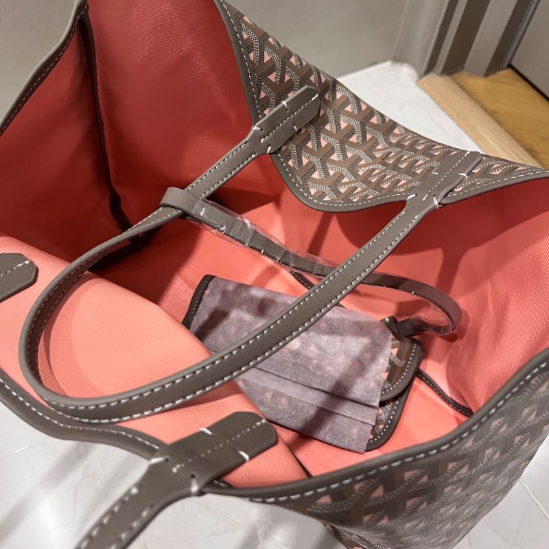 Vivara Signature Carryall