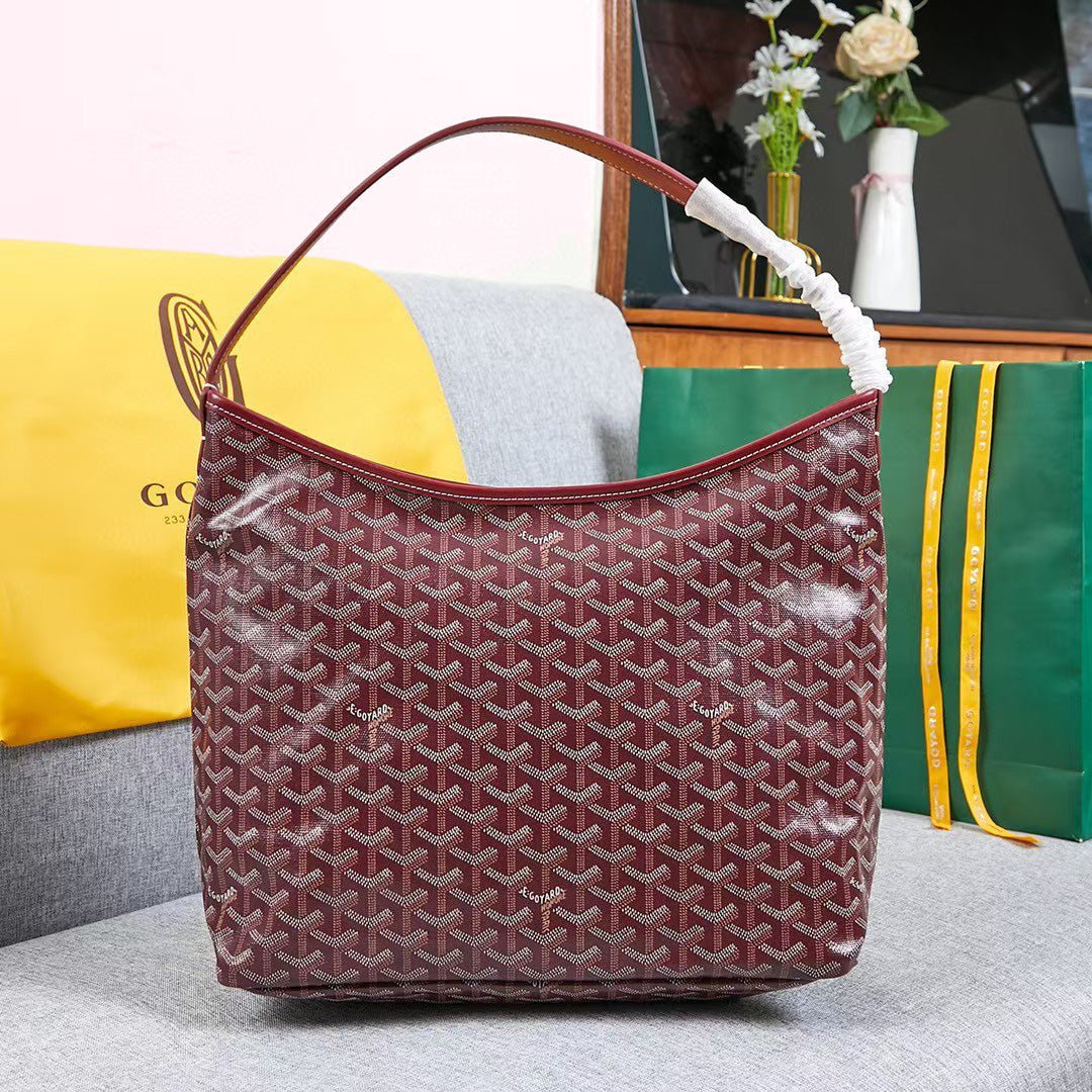 Half-Moon Shoulder Bag