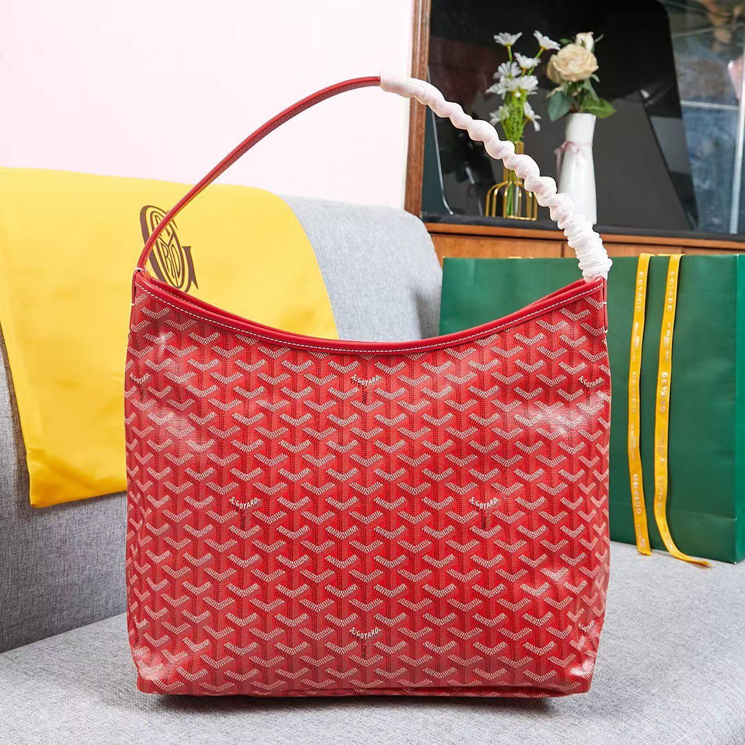 Half-Moon Shoulder Bag