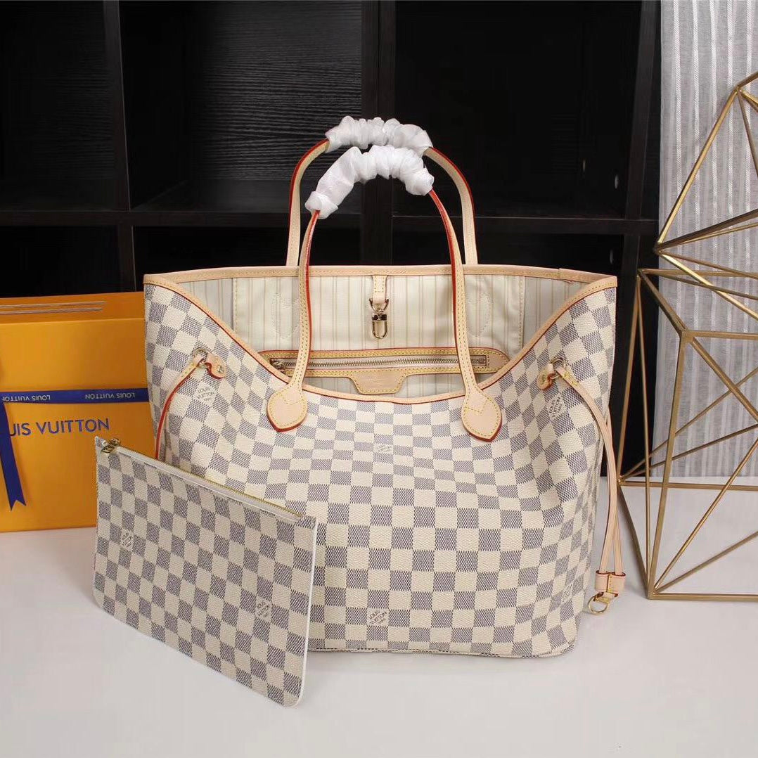 Louis Vuitton Neverfull Bag