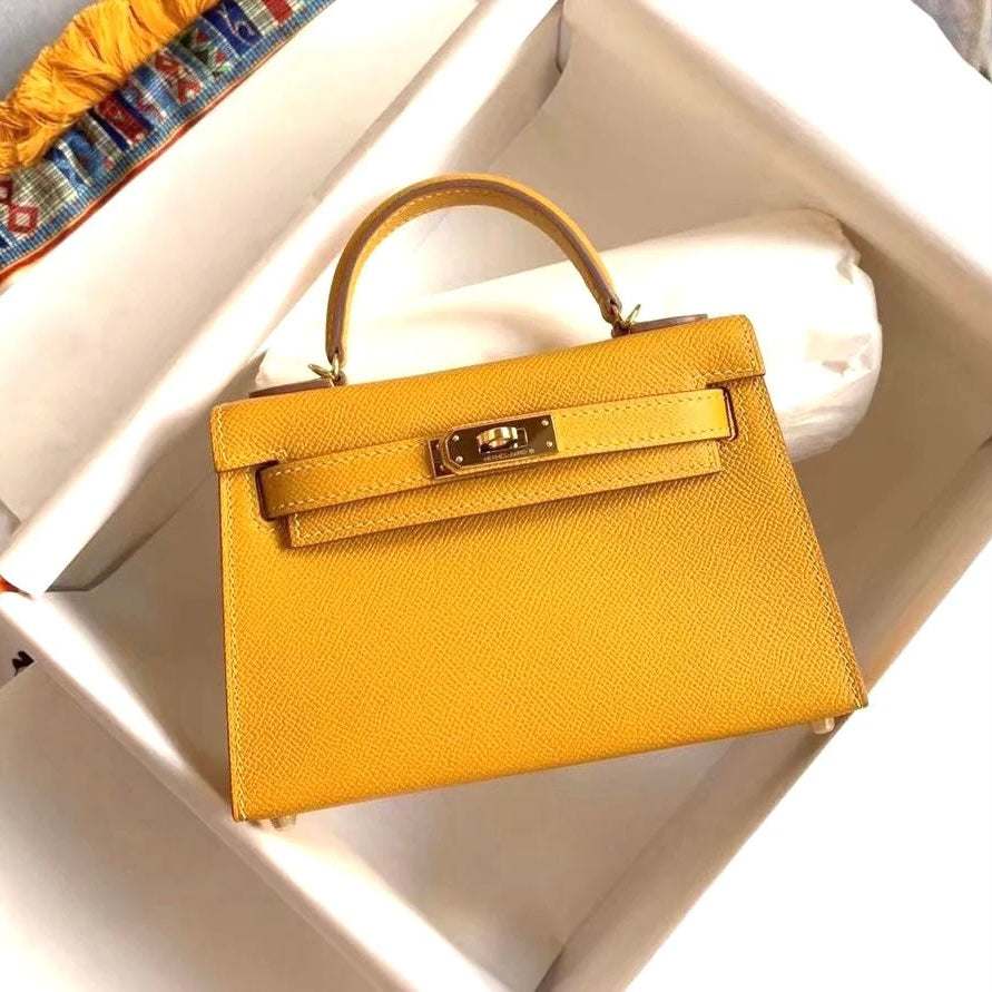 Hermes BN Kelly Togo Caviar 21CM Bag