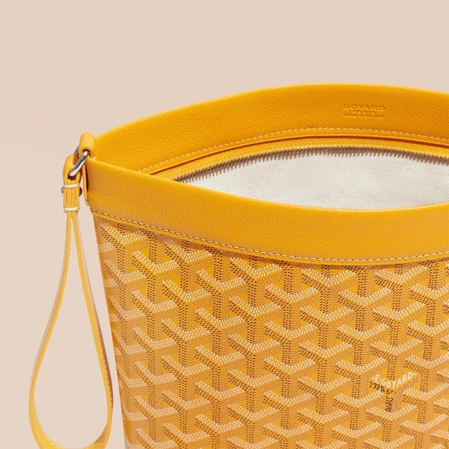 Luméra Pouch