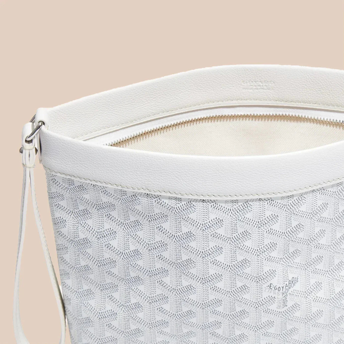 Luméra Pouch