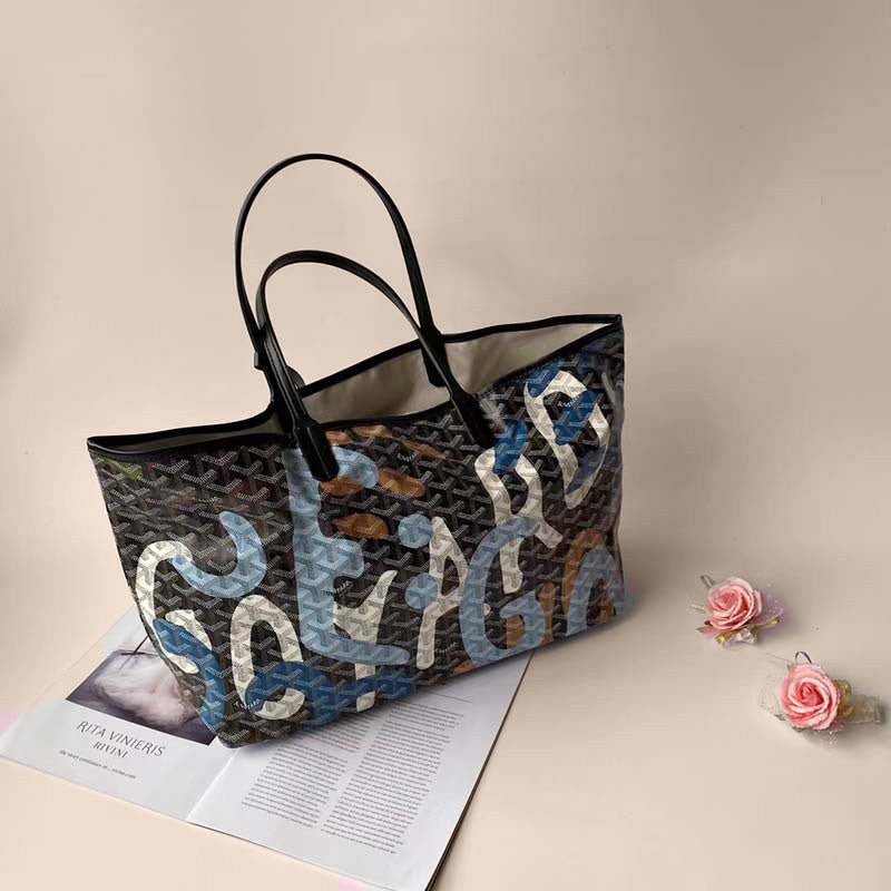Vivara Signature Carryall