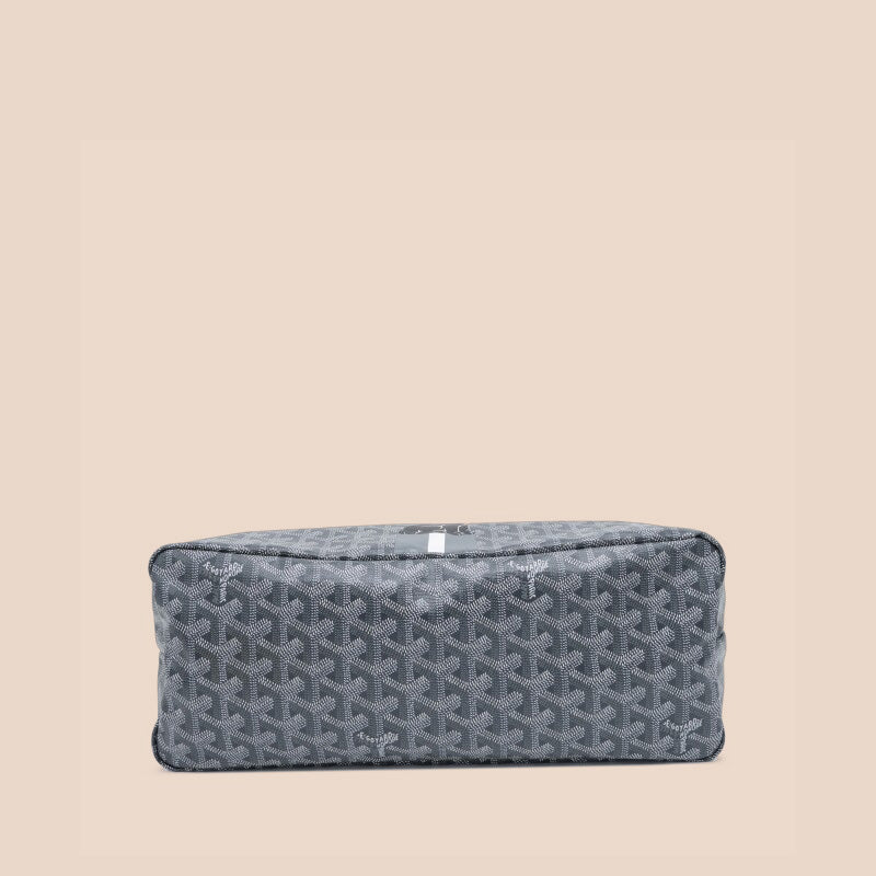 Half-Moon Shoulder Bag