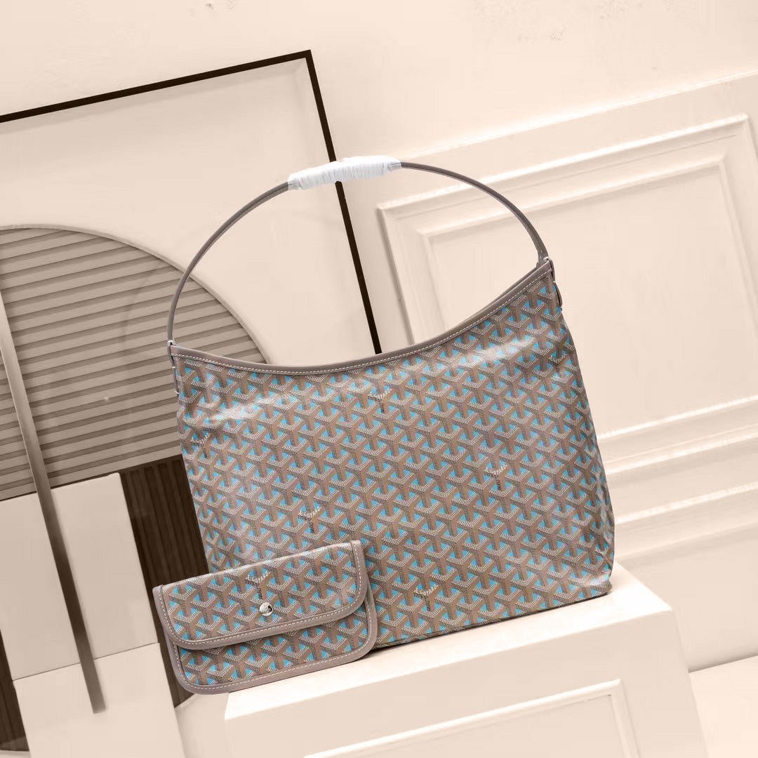Half-Moon Shoulder Bag
