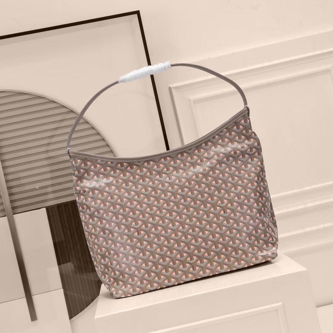 Half-Moon Shoulder Bag