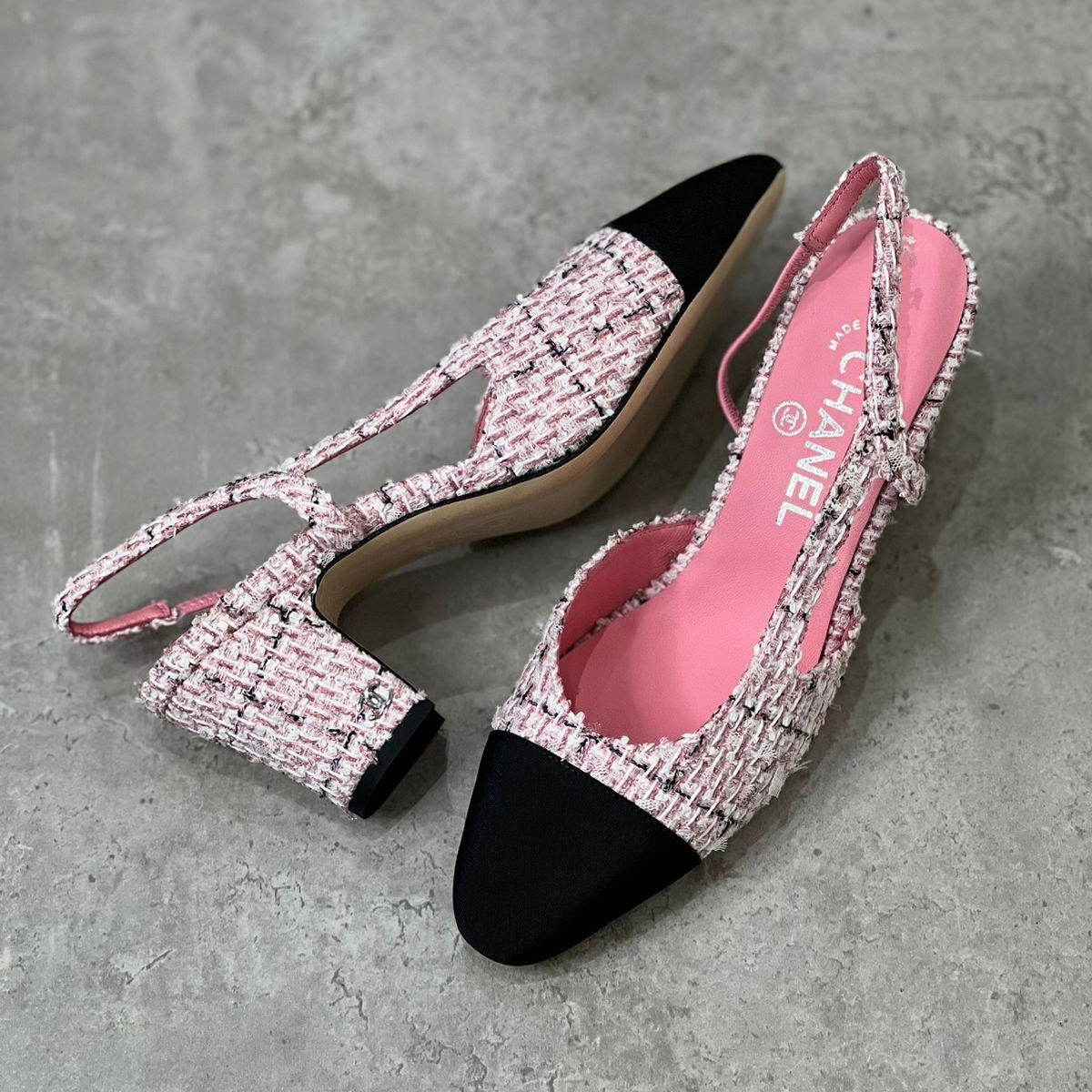 White&pink / 36