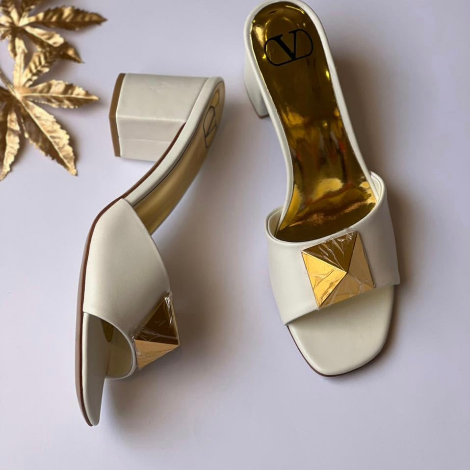 Valentino Garavani Roman Stud Leather Shoes