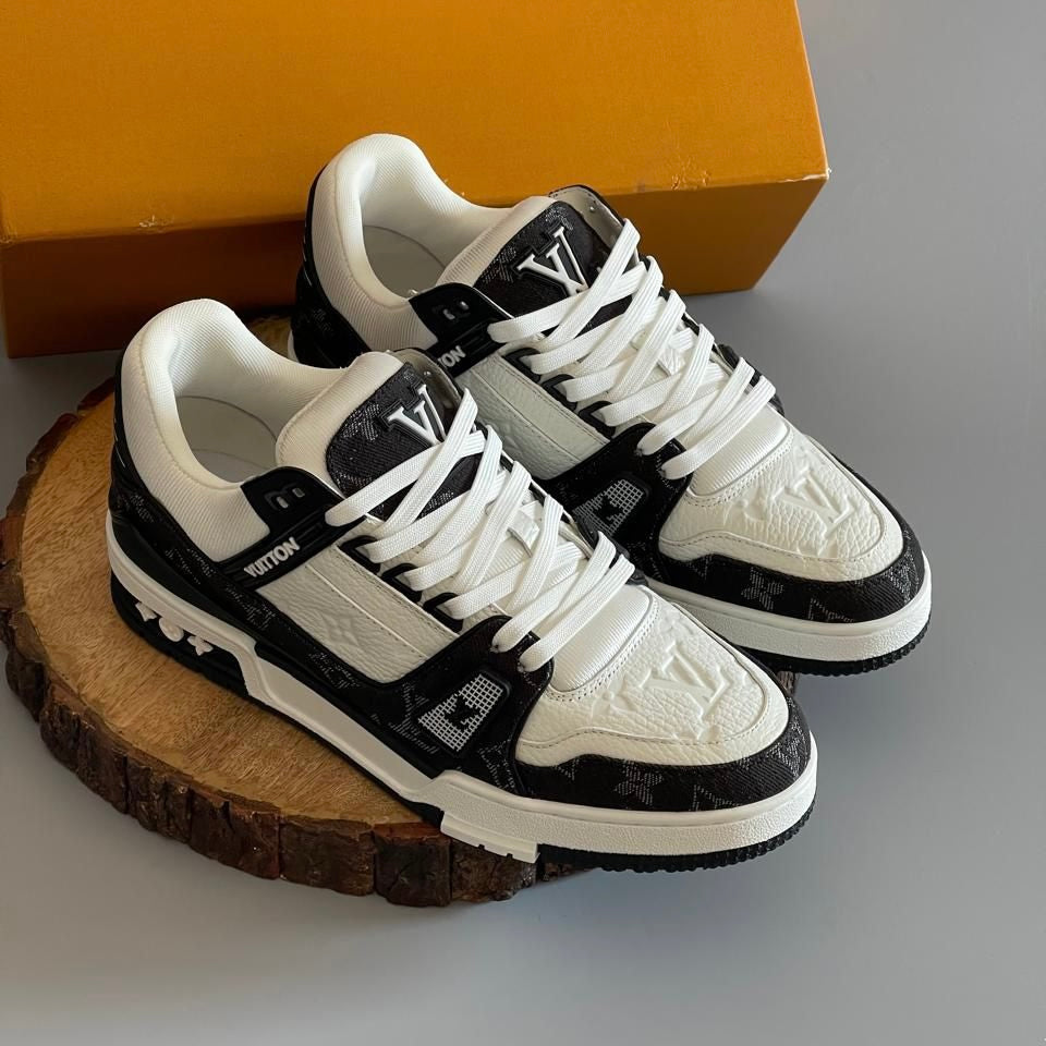 Black / 36