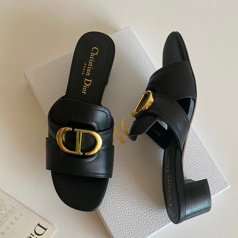 Black / 36