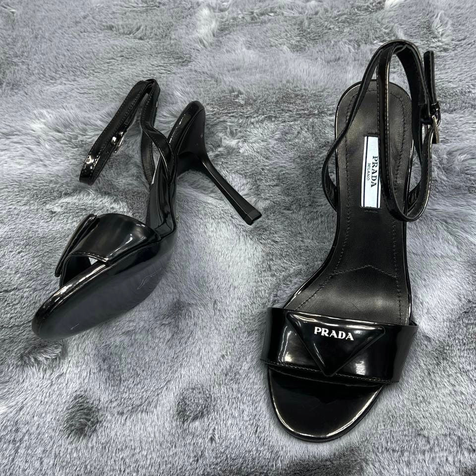 Black / 36