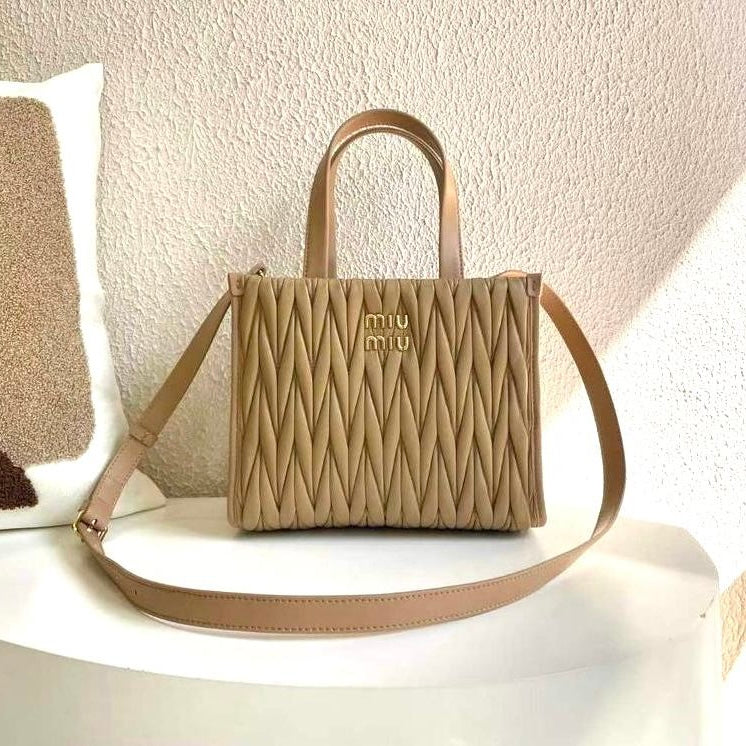 Beige / Without box