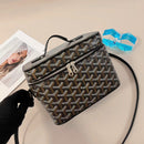 Elegant Vanity Crossbody