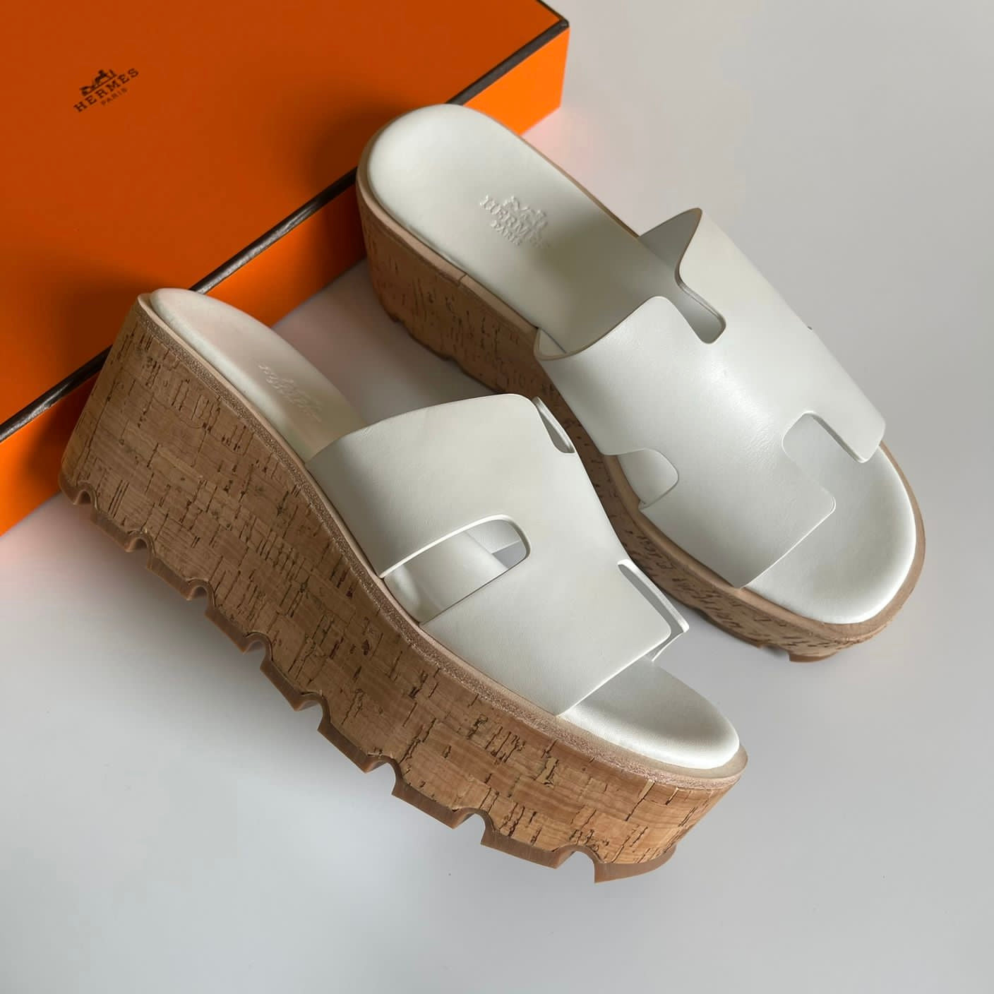 White / 36