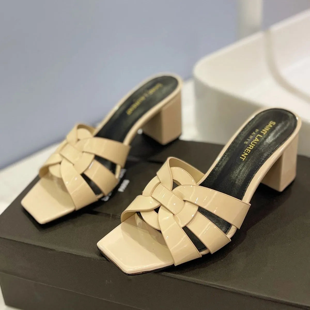 Beige / 36