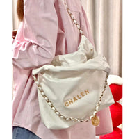 Chanel 22 Handbag