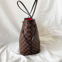 Louis Vuitton Neverfull Bag