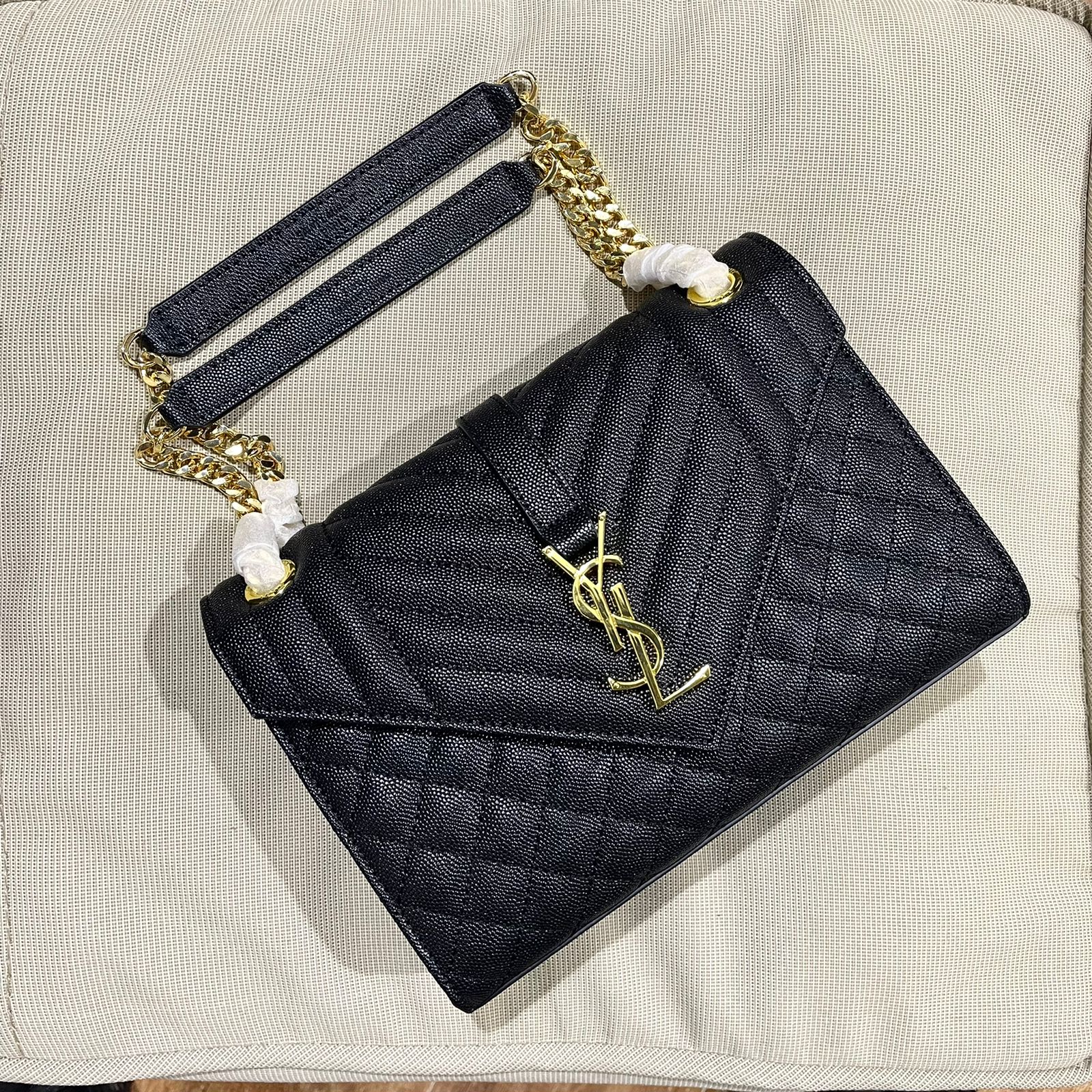 Black\gold / Without Box