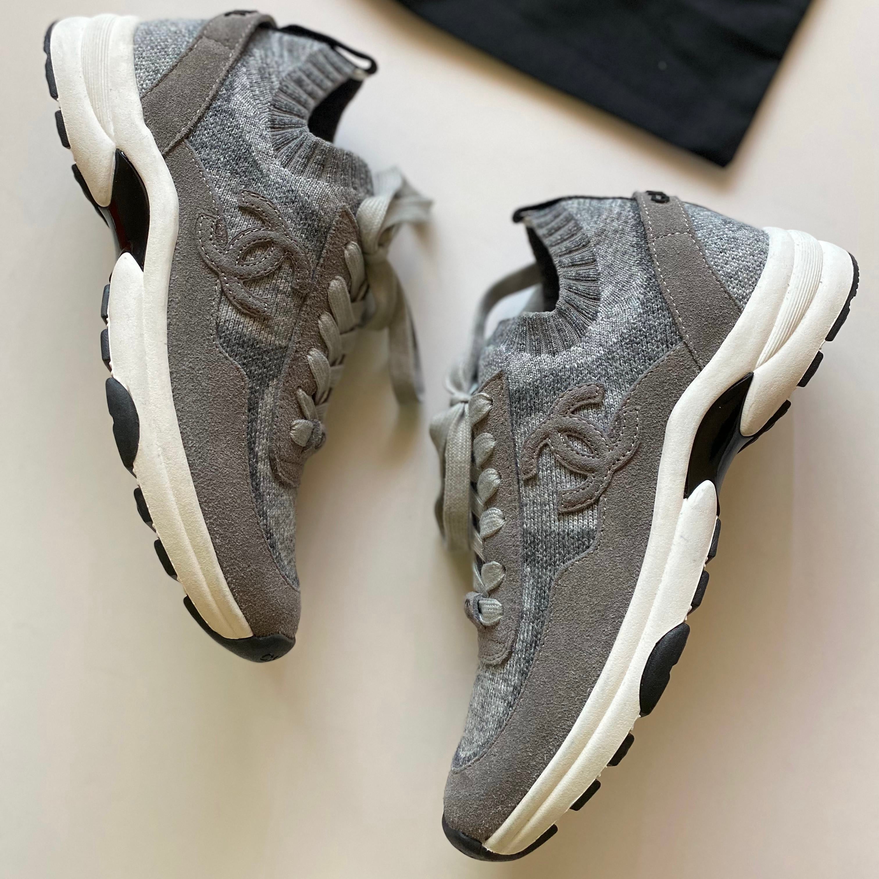 Gray / 36