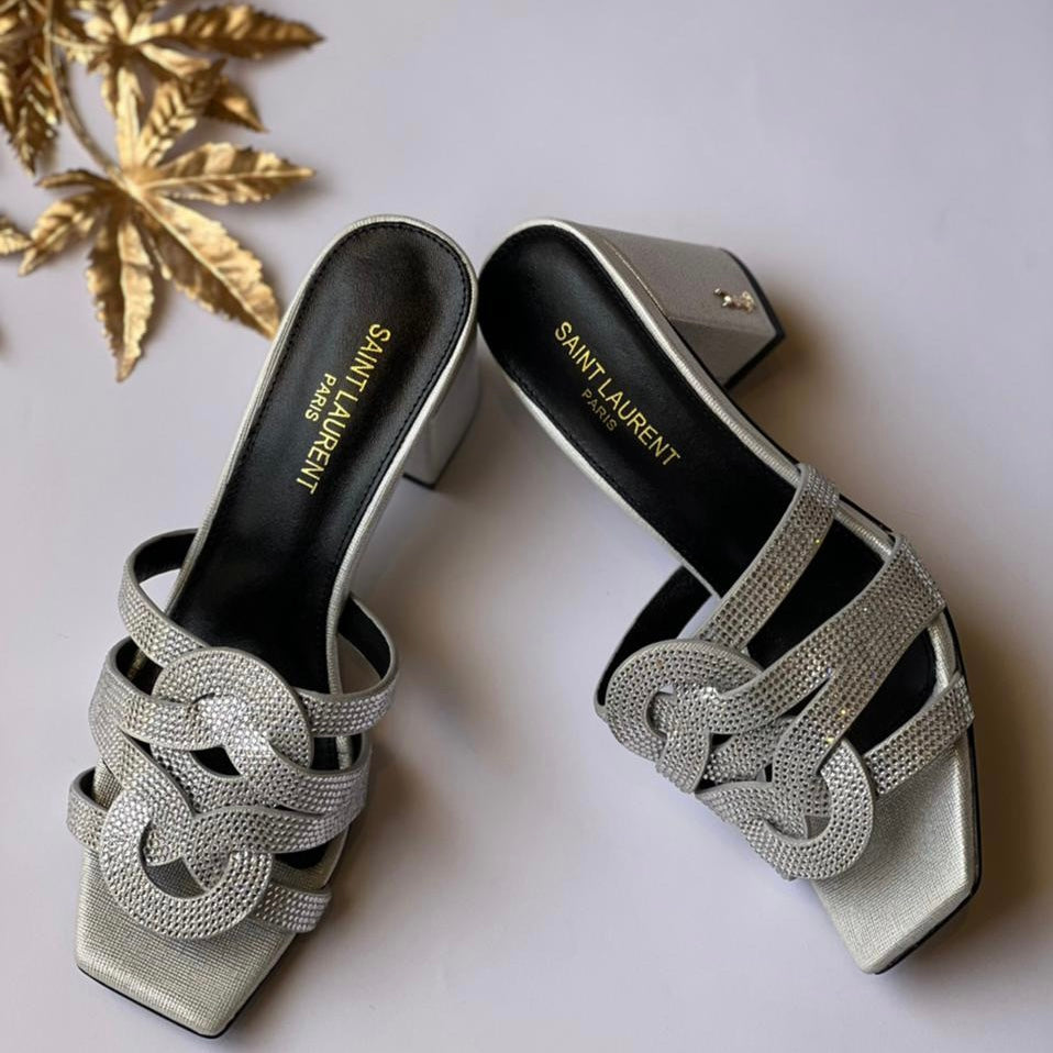 Silver / 36