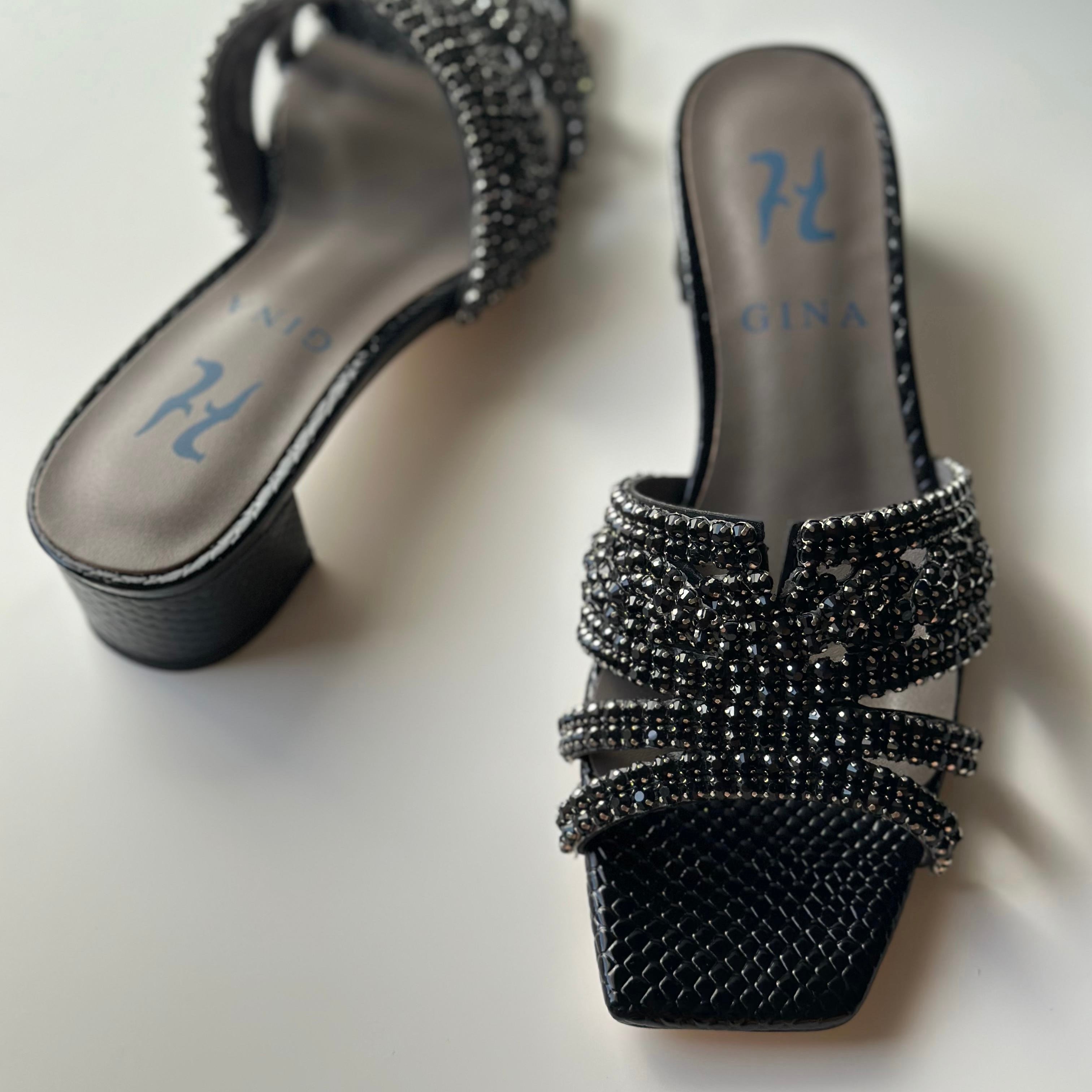 Black / 36