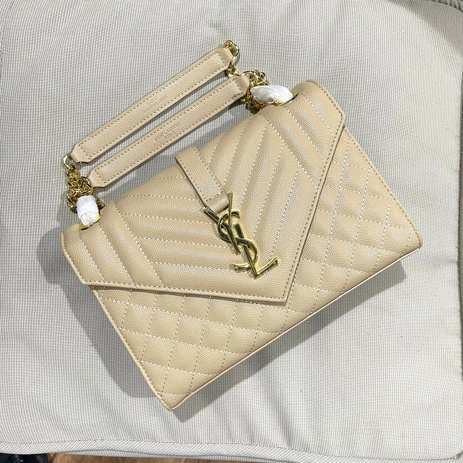 Beige / Without Box