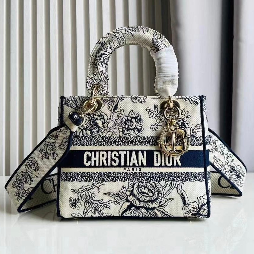 Dior Medium Lady D-Lite Bag