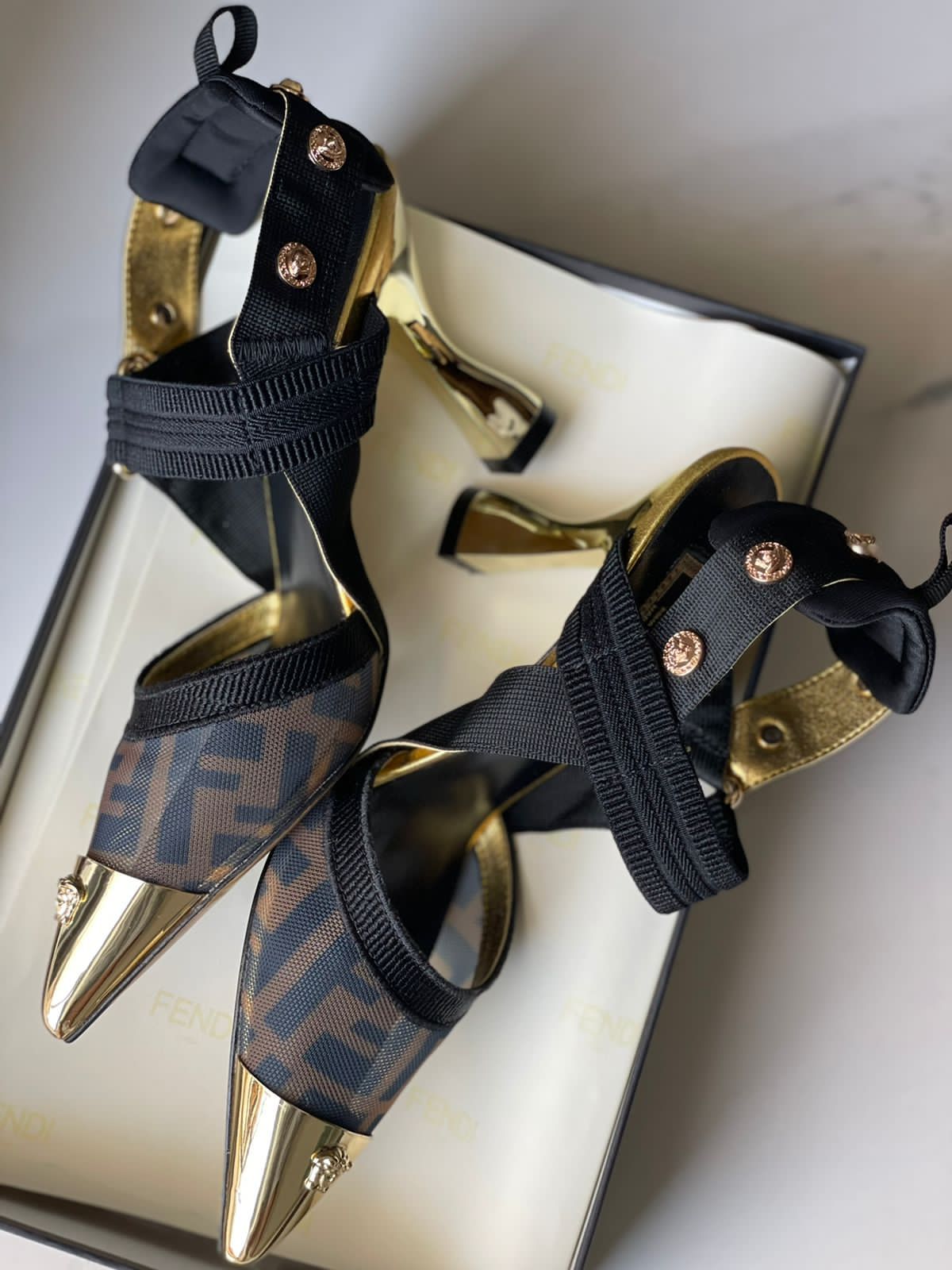 Fendi Colibrì metallic slingback shoes
