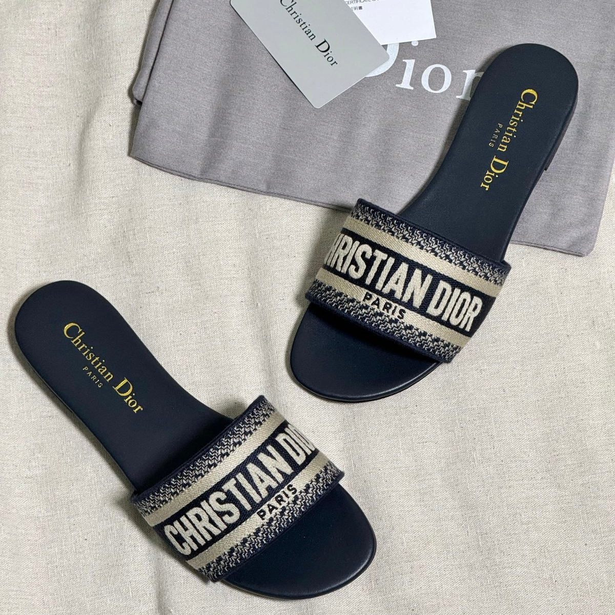 Navy blue / 36