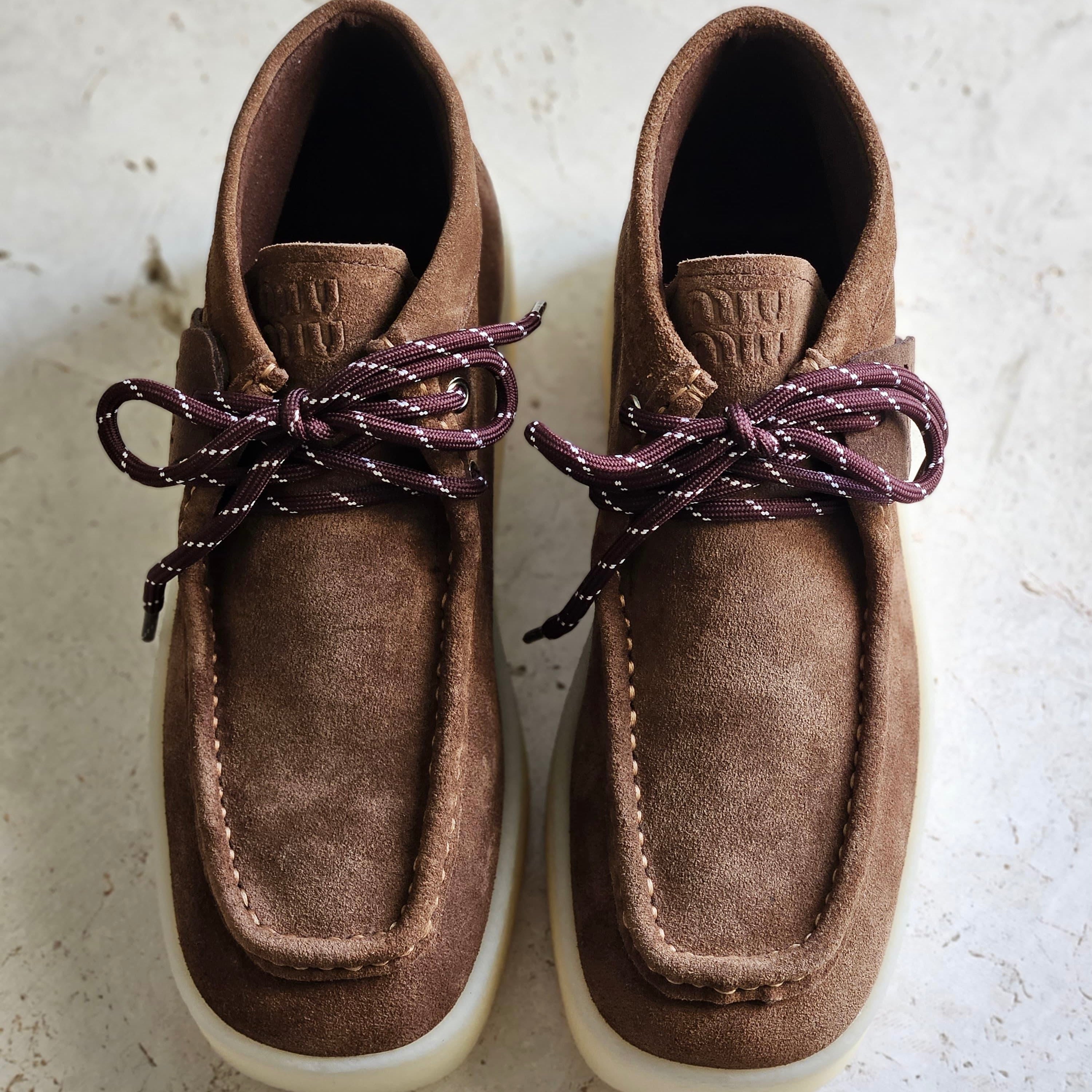 Brown / 36