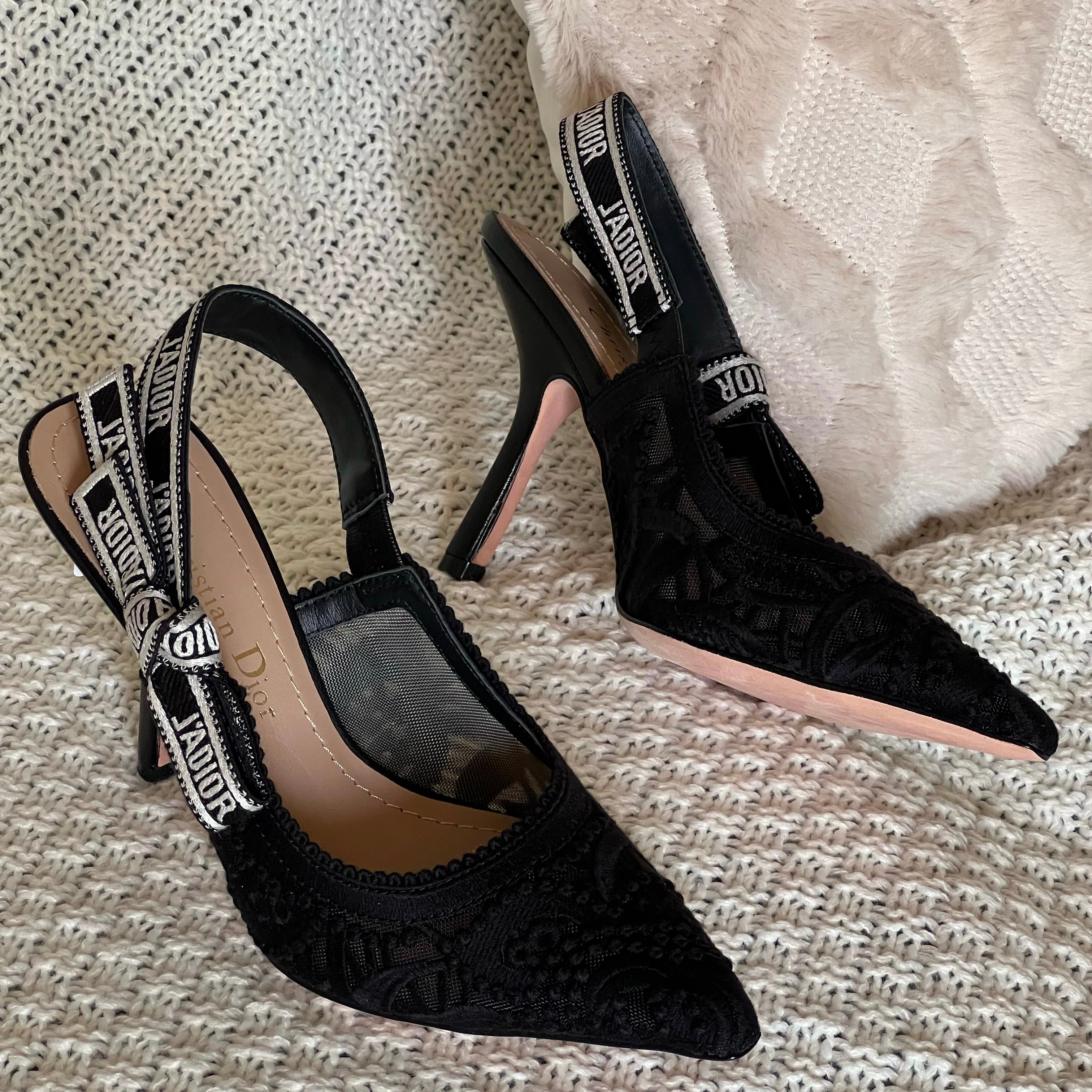 Black / 36