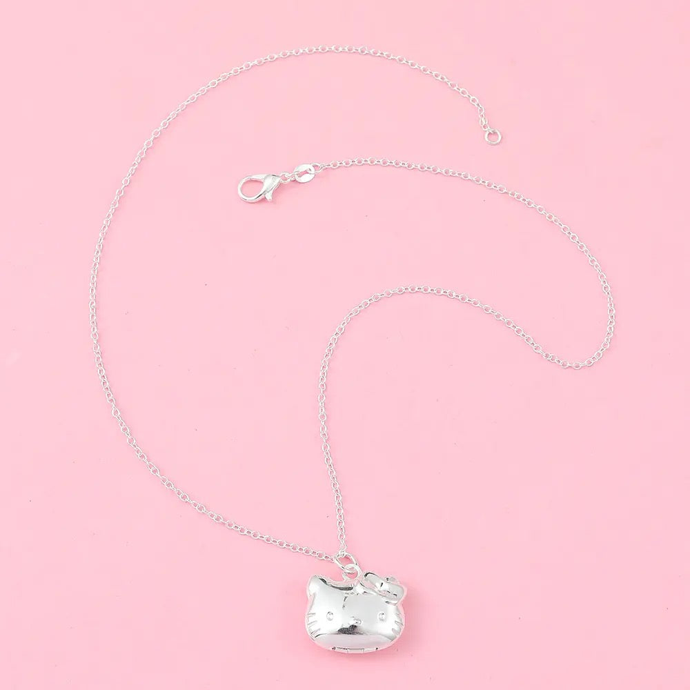Hello Kitty Locket