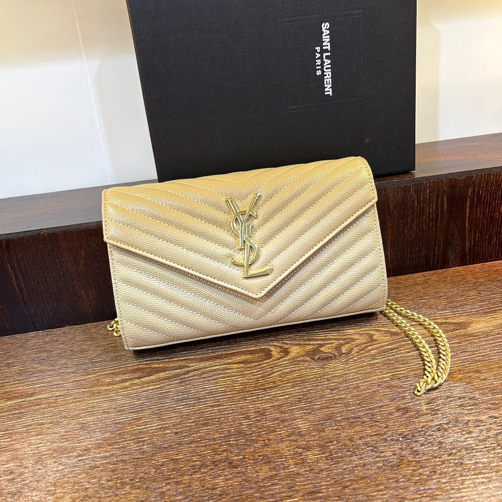 Beige / Without Box