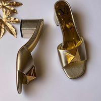 Valentino Garavani Roman Stud Leather Shoes